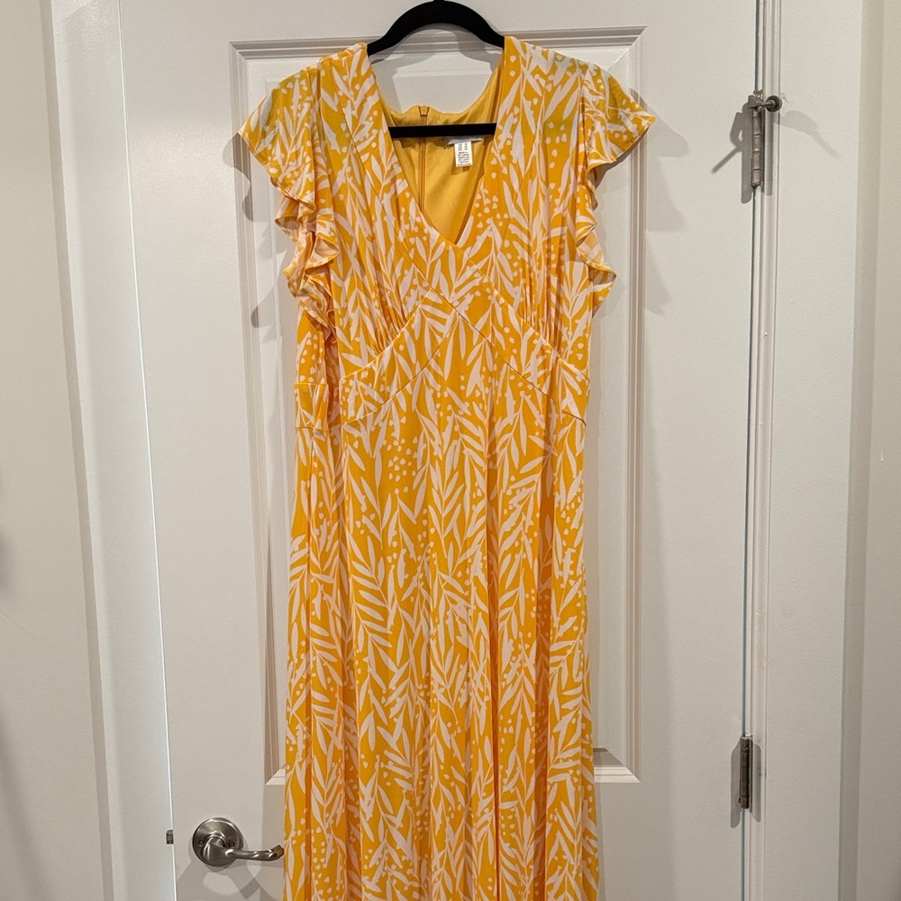 Yellow Leaf-Print V-Neck Maxi Dress